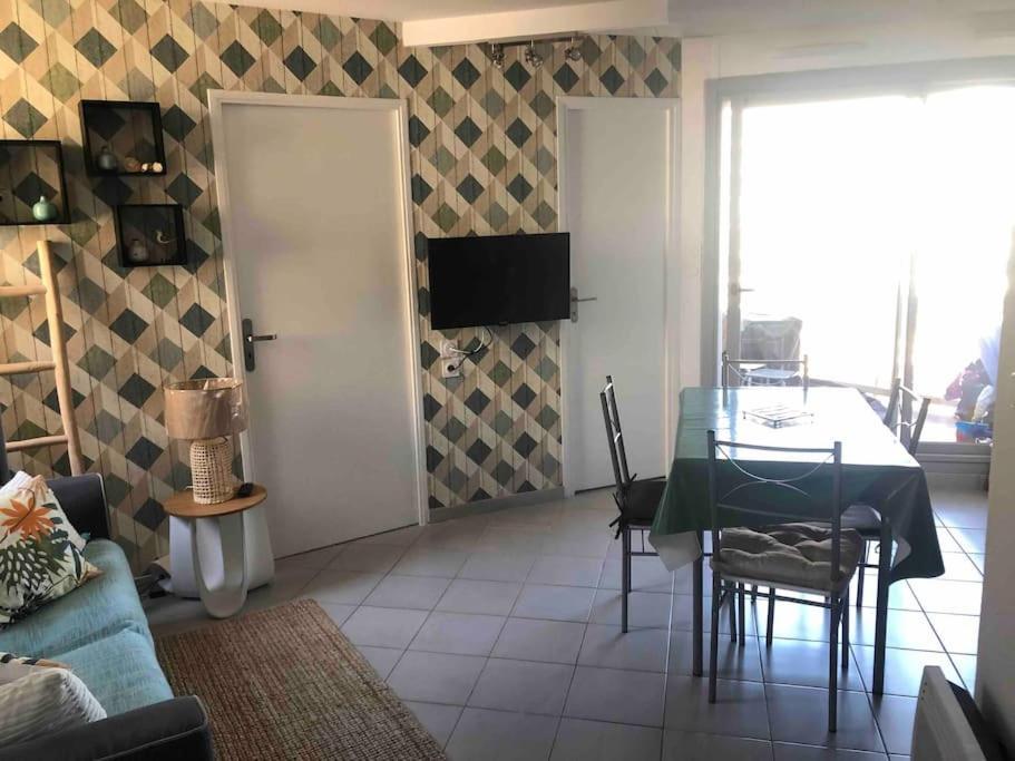 Appartement Face A La Mer Canet En Roussillon Buitenkant foto